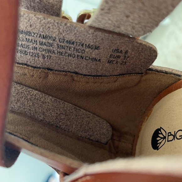 Strap Sandals - Picture 6 of 6